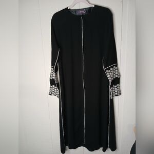 Sama Black Dress With Emboridered Sleeves Size 40 (10)